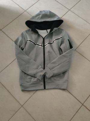 Tech Fleece Jacket like new, size S, gray