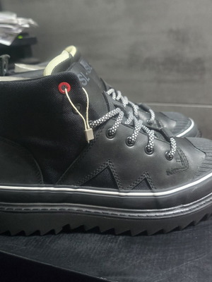 Diesel H-Shiroki boots size 42 new black