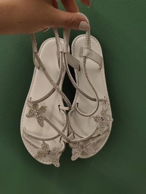 White sandals size 36 with butterfly strass new