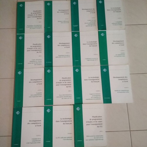 Pack of 15 used French language teaching books, Hellenic Open University