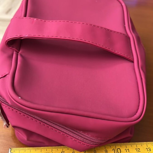 Neutrogena toiletry bag used, spacious