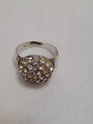 Women's ring, missing one rhinestone