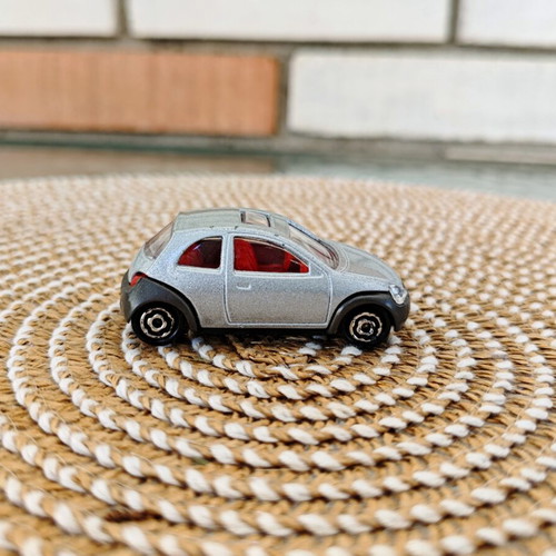 Majorette Ford Ka 1:58 diecast car like new, silver with red interior