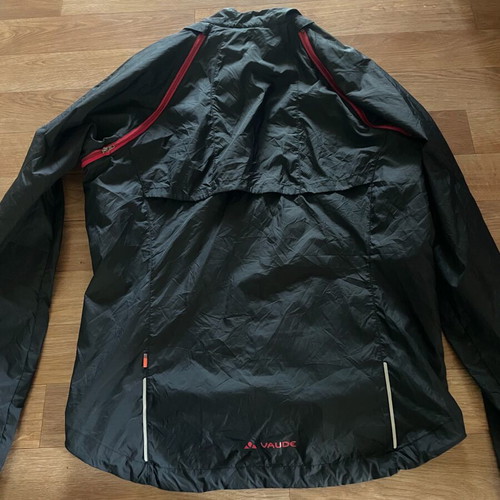 Vaude Windstopper men's jacket like new, size L, black