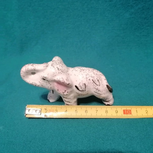 Porcelain elephant figurines vintage, like new, 1950s