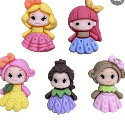 Decorative resin princesses, pack of 10 pieces