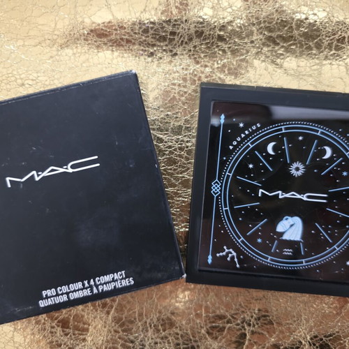 Mac collectible Aquarius eyeshadow palette