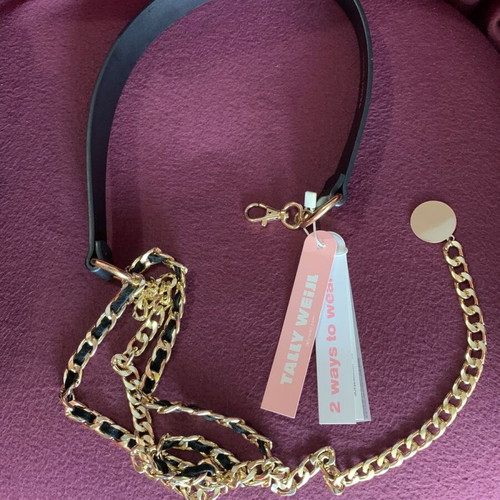 Black belt with gold chains new, adjustable length XS/S
