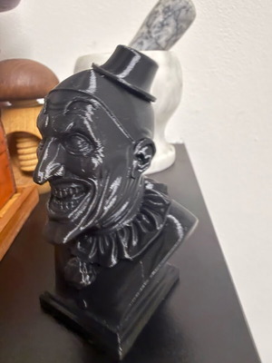Horror Clown Terrifier Sculpture like new