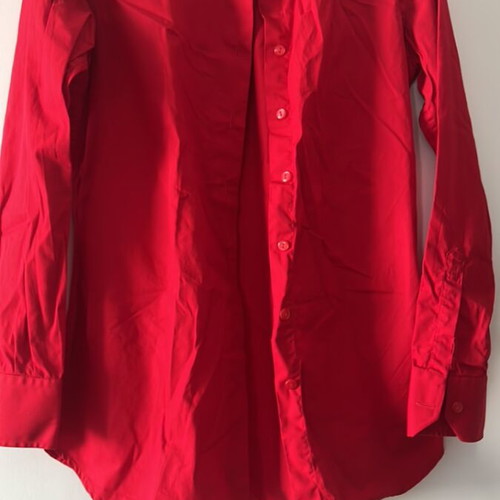 Red long-sleeve shirt like new, size M