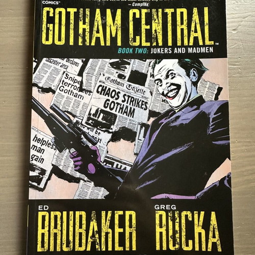 Gotham Central Book 2: Jokers and Madmen TPB like new