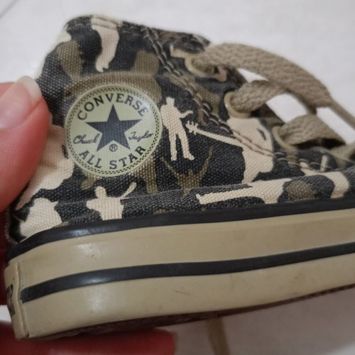 Converse All Star kids' shoes khaki camouflage, like new, size 6