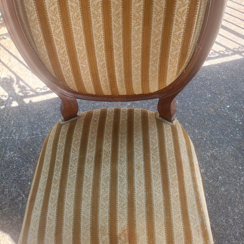 Vintage antique chair with front leg issue