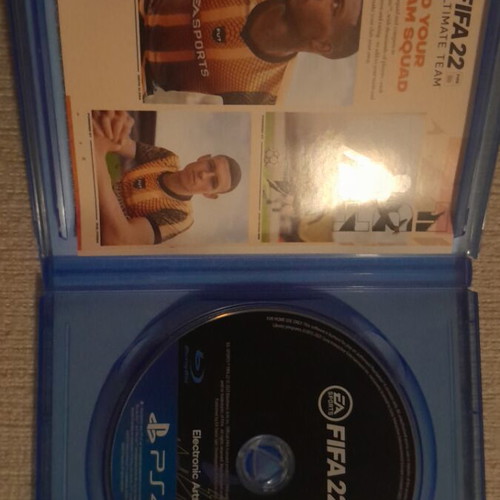FIFA 22 PS4 video game disc nearly new