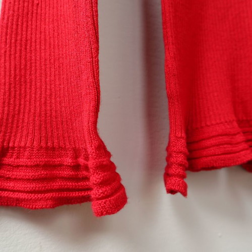 Women's red long-sleeve blouse used, small