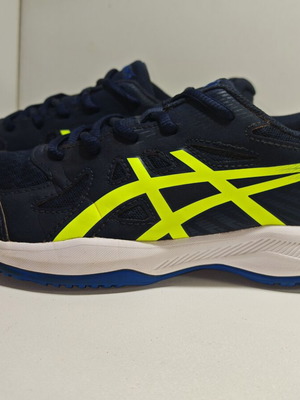 Αθλητικά παπούτσια Asics Upcourt 6 GS σαν καινούργια, μέγεθος 39