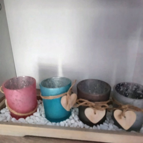 Decorative tray with 4 tealight holders like new