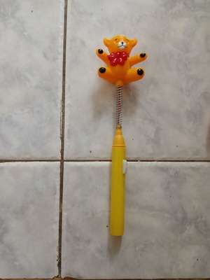 Bear flashlight used in very good condition
