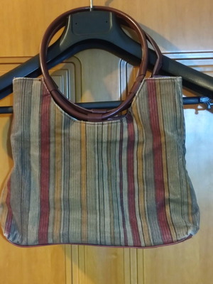 Medium striped corduroy handbag like new, multicolor