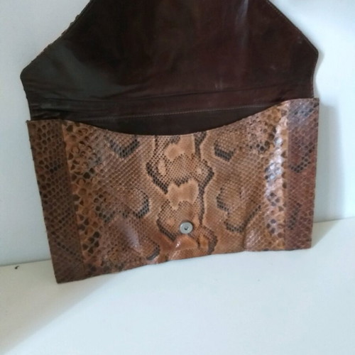 Vintage envelope bag like new, brown with snake pattern