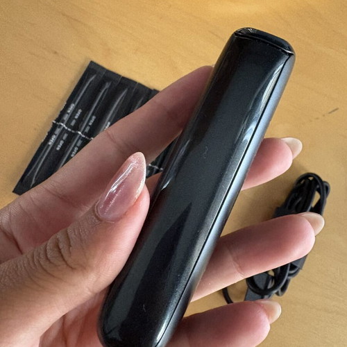 Ploom new device with cleaning sachets and cable