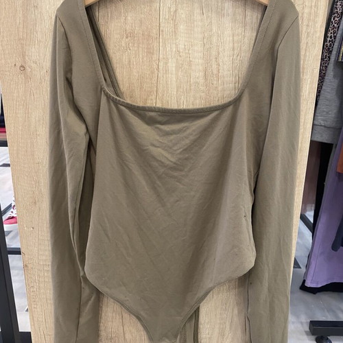 Zara bodysuit size S like new, green