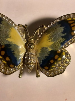 Butterfly jewelry box like new, metal with enamel