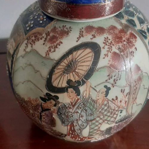 Satsuma vases used, hand painted, sizes 17 and 23 cm