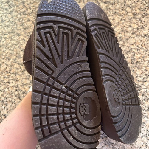 Dark brown ankle boots like new, size 40