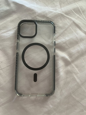 iPhone transparent case with MagSafe