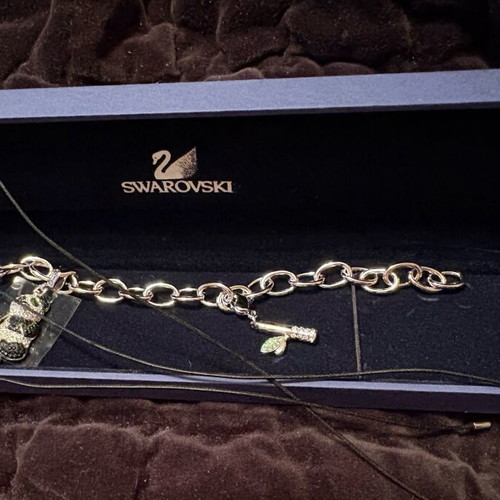 Swarovski bracelet with panda and eucalyptus leaf, new