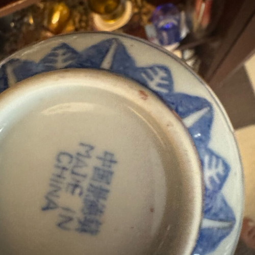Chinese decorative and functional bowls, set of two, like new