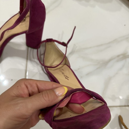 Sante magenta sandals size 37 used