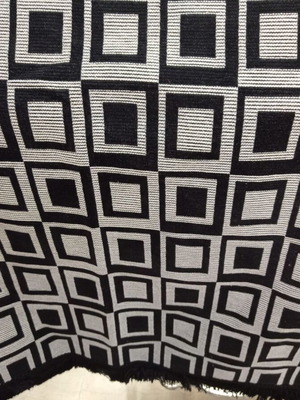 Sofa throw black and white used, rectangular 128x240