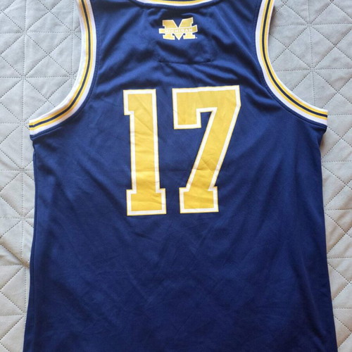 Michigan #17 Basketball Jersey American Freshman like new