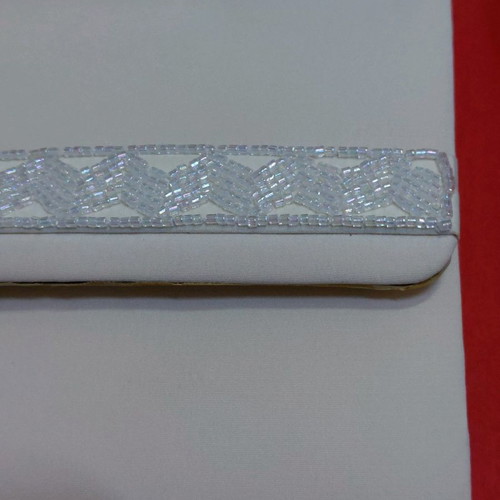 Handbag used 23x17cm beige with bead embroidery and silver chain strap