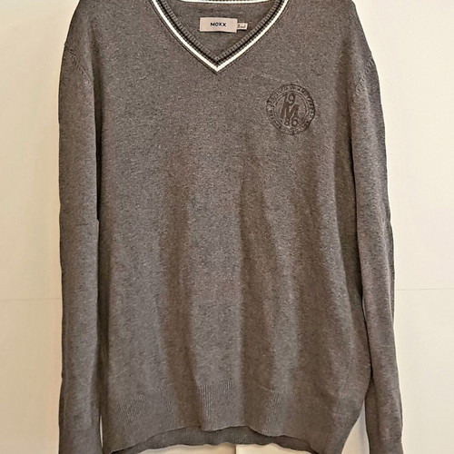 Mexx Fashion men's sweater gray V-neck Large like new