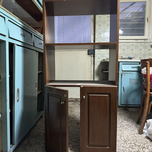 Storage furniture used, suitable for bathroom without back
