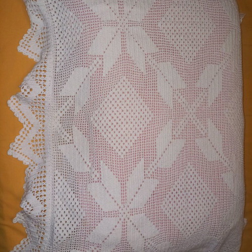 Handmade crochet blanket with pillowcase like new