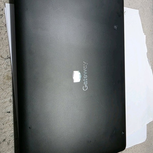 Gateway GWTN156-1BK Core i5-1135G7 Laptop like new, 256GB SSD, 16GB RAM, 15.6"
