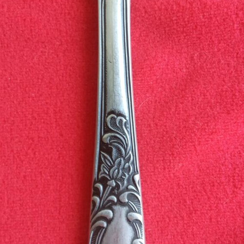 Vintage stainless steel dinner knives set of 6, like new