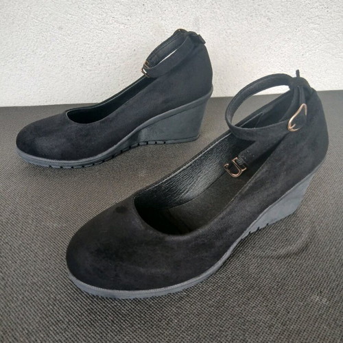 Rongen casual women's platform shoes size 37 like new, black