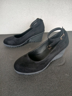 Rongen πλατφόρμες casual γυναικείες νούμερο 37 σαν καινούργιες, μαύρες