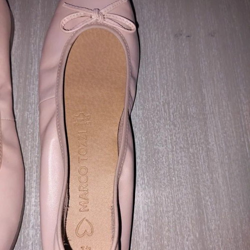 Marco Tozzi leather ballerinas size 40 like new, pink nude
