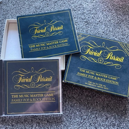 Trivial Pursuit The Music Master Game Family Pop & Rock Edition like new