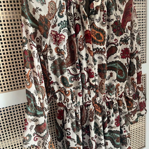 Benetton dress with paisley new, red multicolor, size M