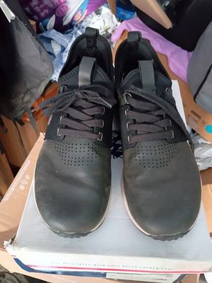 U.S. Polo Assn. sneakers size 42 used, black with red lining
