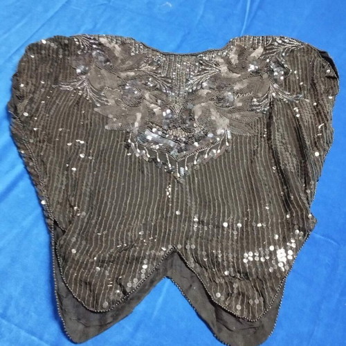 Vintage embroidered blouse used with sequins, size M