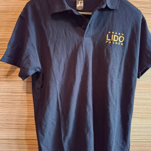 Pack of 5 colorful short-sleeve t-shirts like new