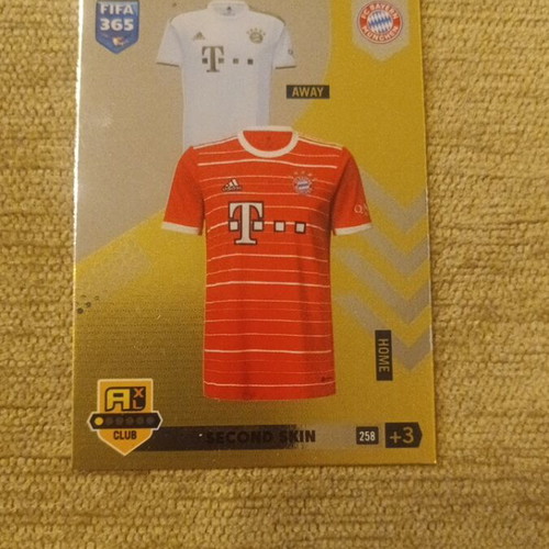 Κάρτες FIFA 365 Καινούργιο